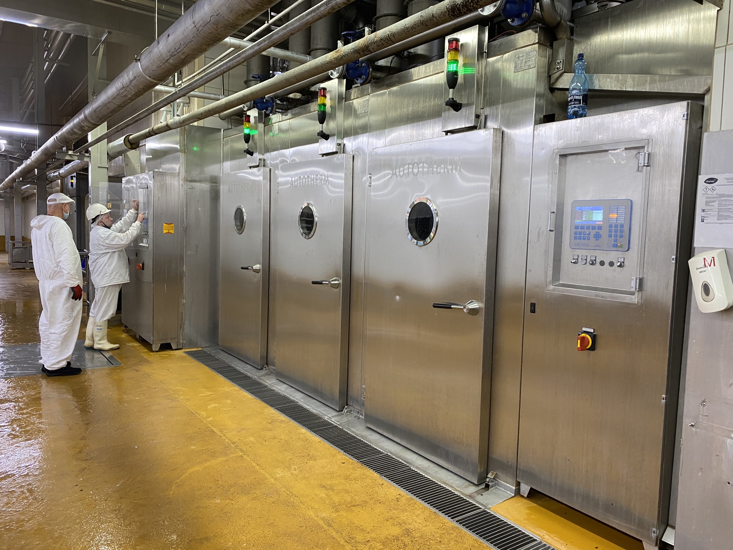Универсальные термокамеры AUTOTHERM на мясоперерабатывающем предприятии